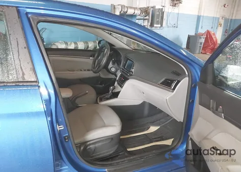 2017 Hyundai Elantra Se из США, поврежденный, VIN KMHD84LF2HU405956